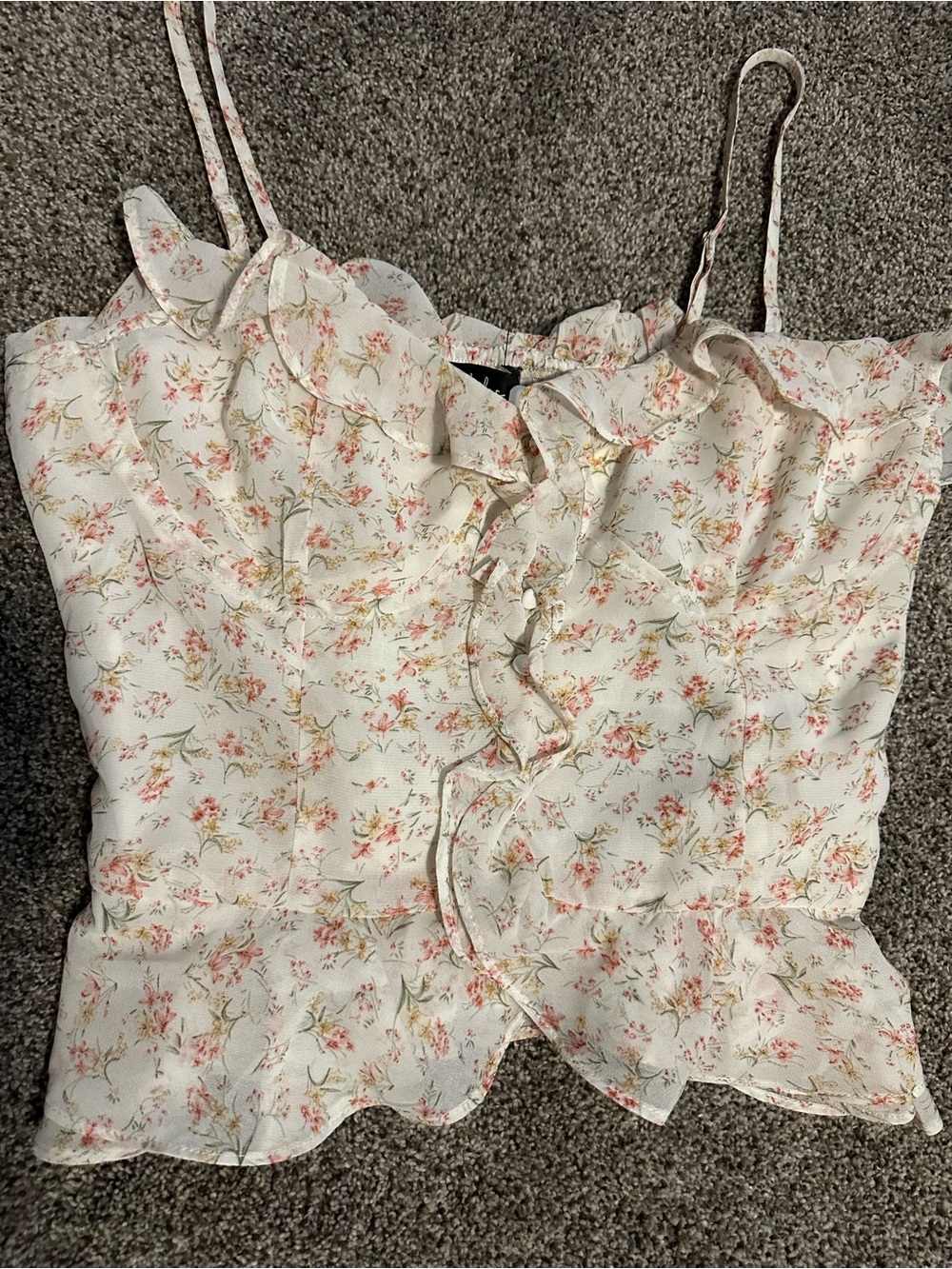 LuLu’s Floral Ruffle Cami Top Women’s Medium NWT Ivory Pink Smocked Back Boho